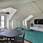 New ! Splendide T2 Hyper Centre *